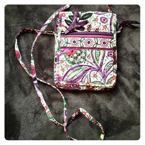 Vera Bradley Crossbody 2/15🍂